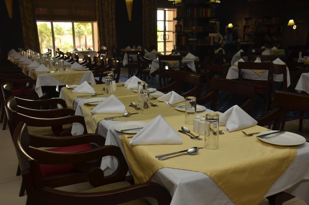 Oakwood Park Hotel Lekki Exterior foto